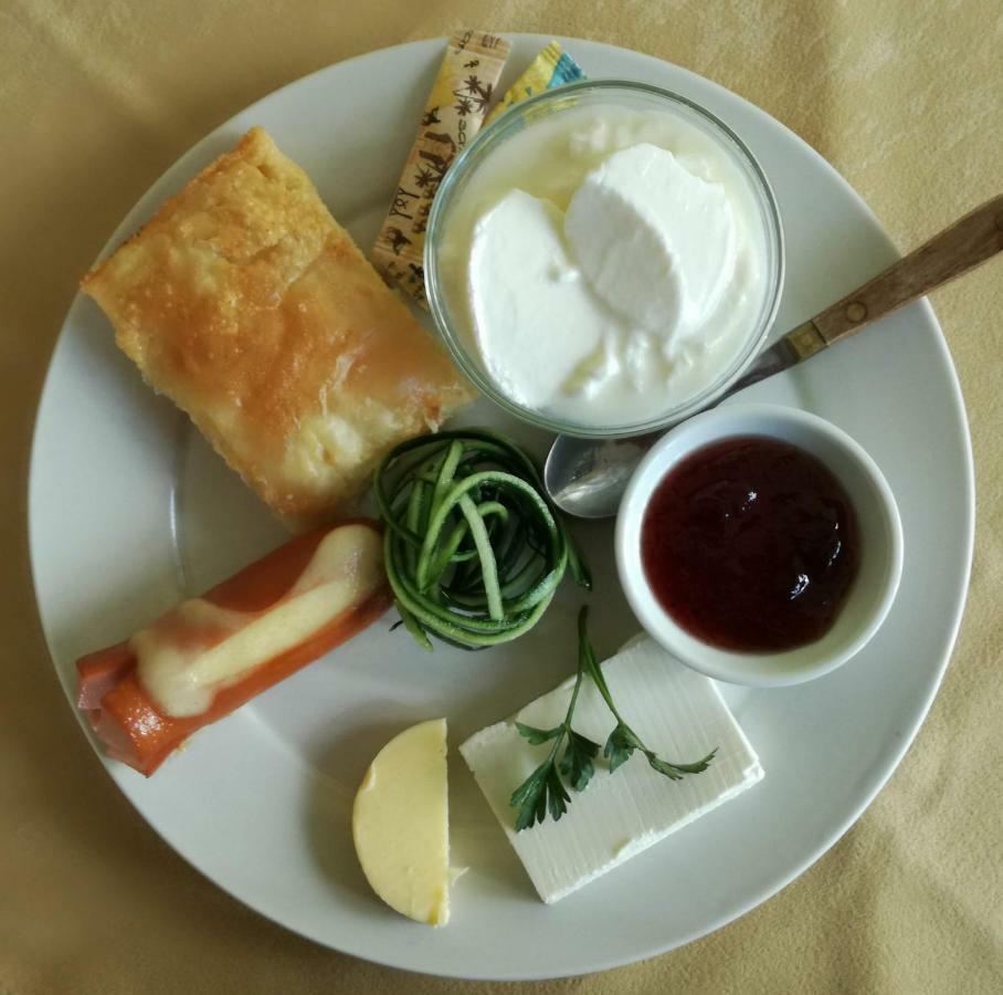 Hotel Continental キテン エクステリア 写真